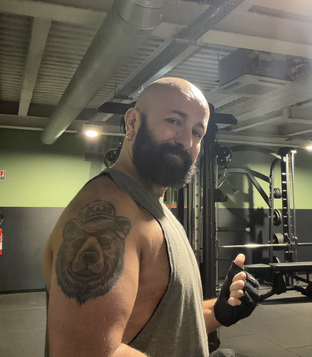 Allez à l’entraînement…

Go to workout…