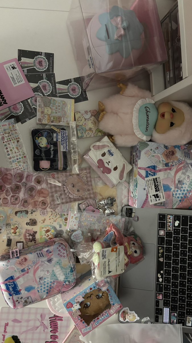 セプ ‎♡̸̴̢̣͘͜ ♬.・。 tweet media