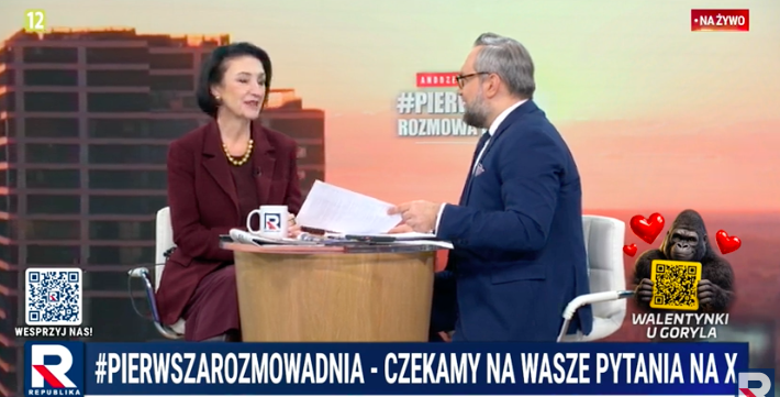 #PierwszaRozmowaDnia | <a href="/SchaedlerEwa/">Ewa Schädler Posłanka RP</a> (<a href="/PL_2050/">Polska 2050</a>): proszę zostawić to dwóm naszym liderom, żeby zastanowili się co z członem nazwiska - Szymon Hołownia.
#tvrepublika #włączprawdę