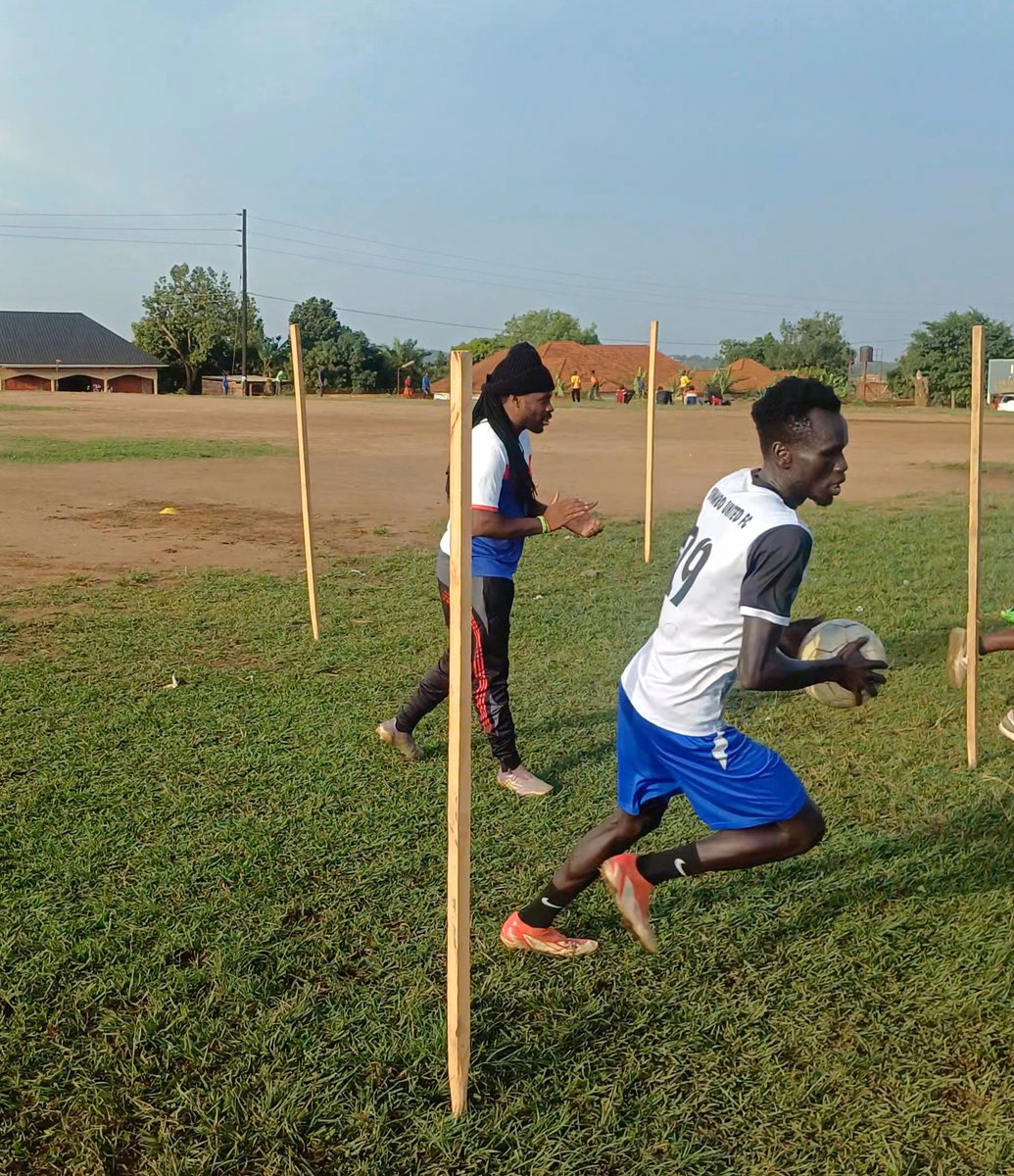 BuwamboUnitedFC's tweet photo. Week training session ahead of #Matchday14
#BuwamboUnitedFC https://t.co/ozTRye3A1K