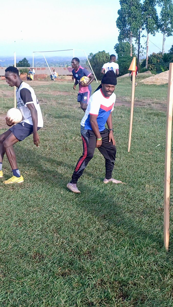 BuwamboUnitedFC's tweet photo. Week training session ahead of #Matchday14
#BuwamboUnitedFC https://t.co/ozTRye3A1K