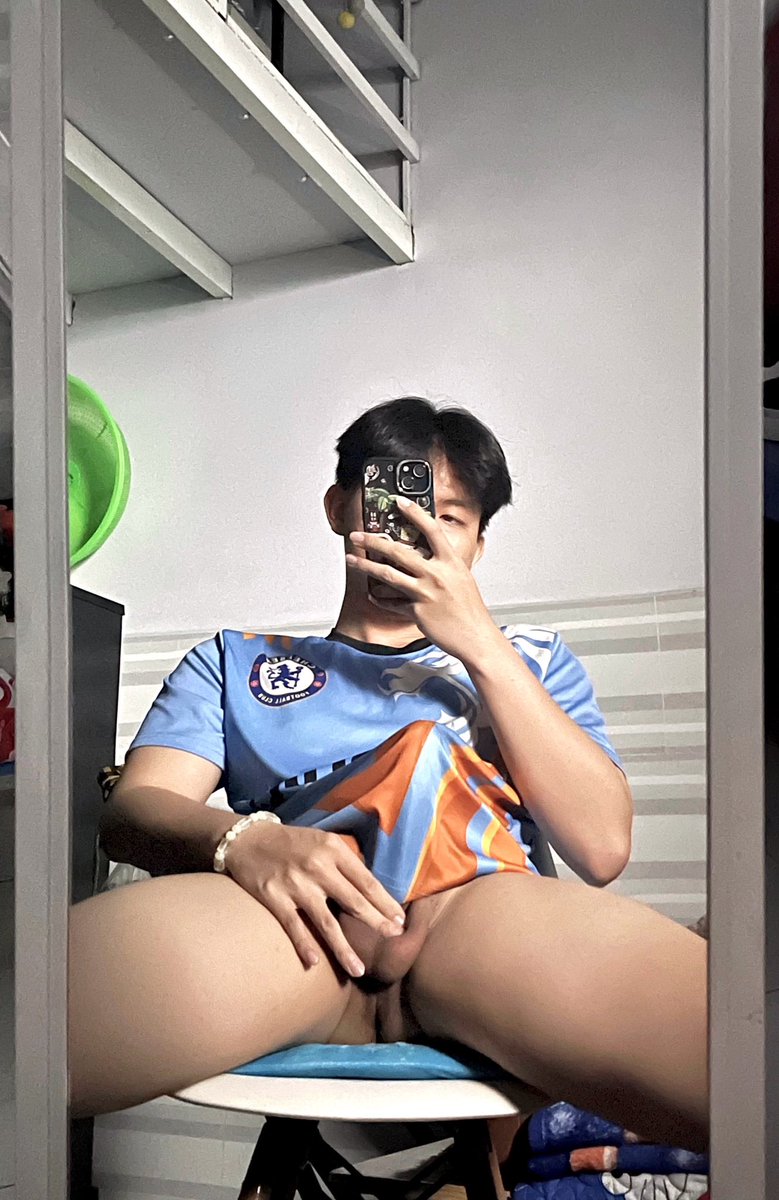 Tết này bé nào muốn được anh lì xì giơ tay, giờ trai gái gì anh cũng lì xì hết, tại anh “cân nhiều gu”