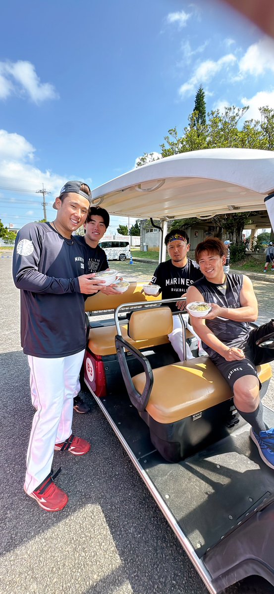 石垣島キャンプの〆はソーキそばが食べたい」ということで、最後の最後