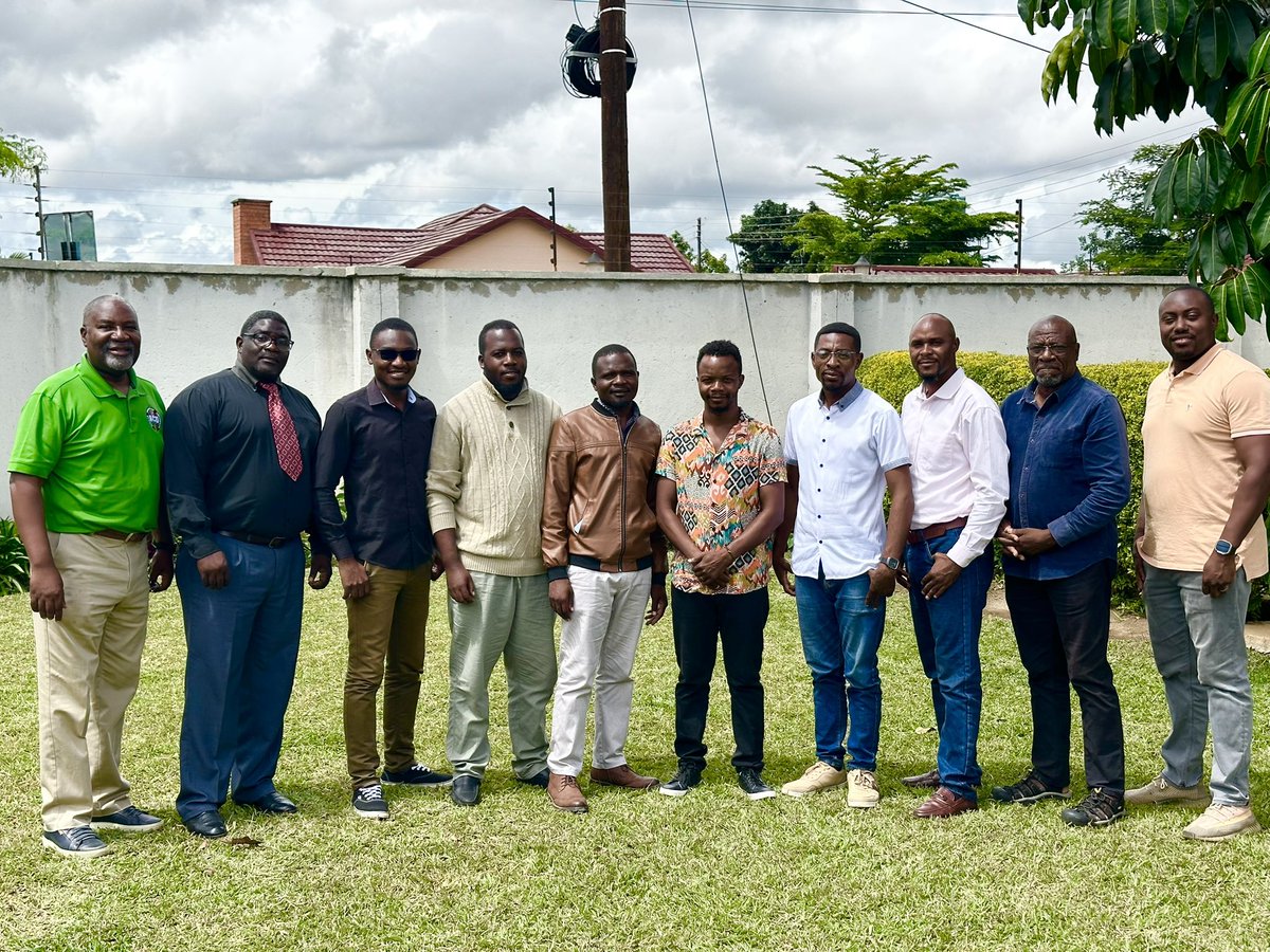 ConradMbewe's tweet photo. “Send us feathers; we’ll send you arrows!”
Yesterday, I took the ACU masters theology class. The class now has 12 students. Nine were available for this photo. Three are international (Rwanda, Cameroon and South Africa) and three from other Zambian provinces. Pray for these men! https://t.co/hb0XXWx8eO