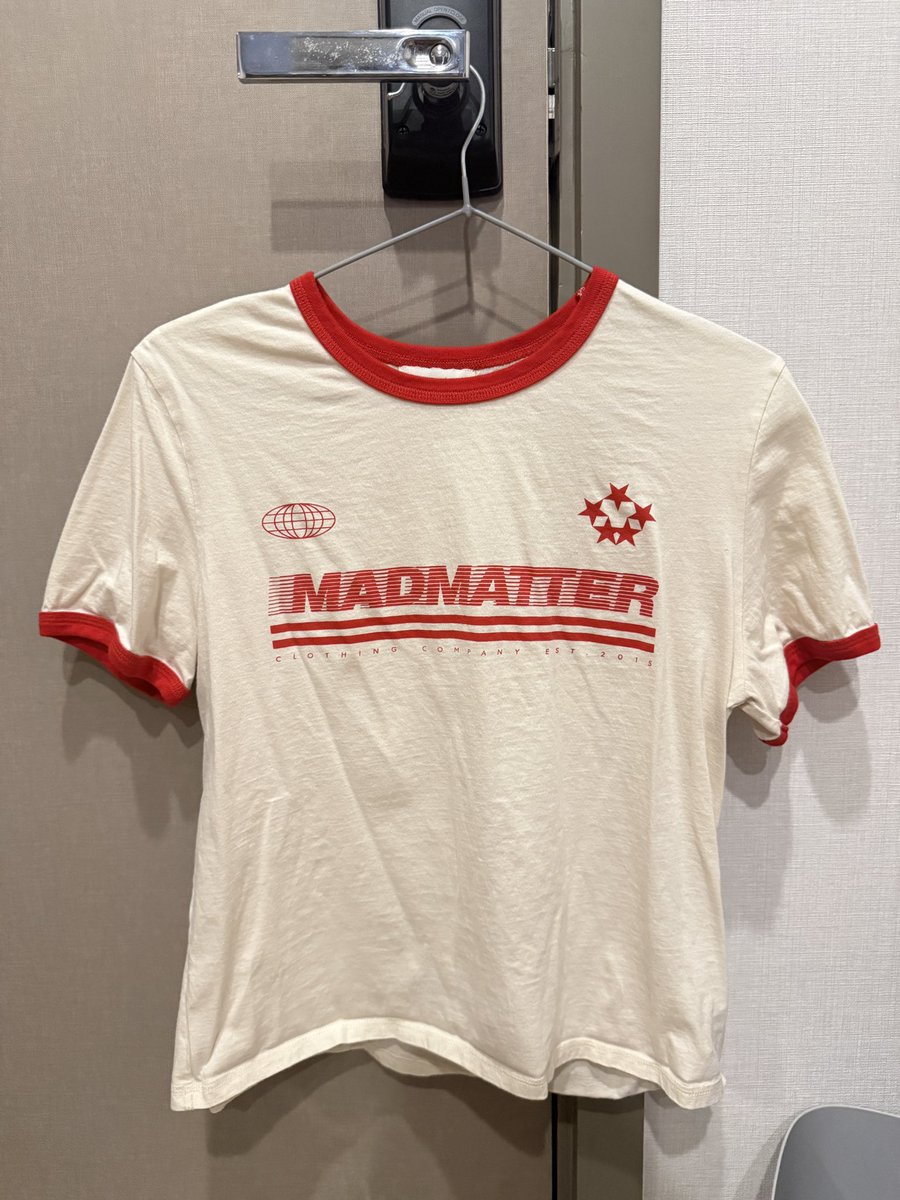 Alexantee tweet media