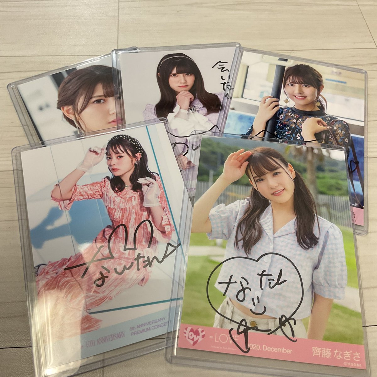 イコラブちゃんの直筆サイン入り生写真たくさん入荷中！！