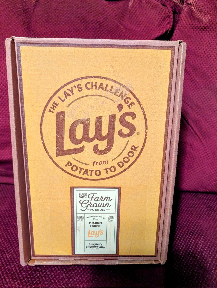 broncalo's tweet photo. @LAYS They arrived! 🤤 https://t.co/RIFlpXC8nz