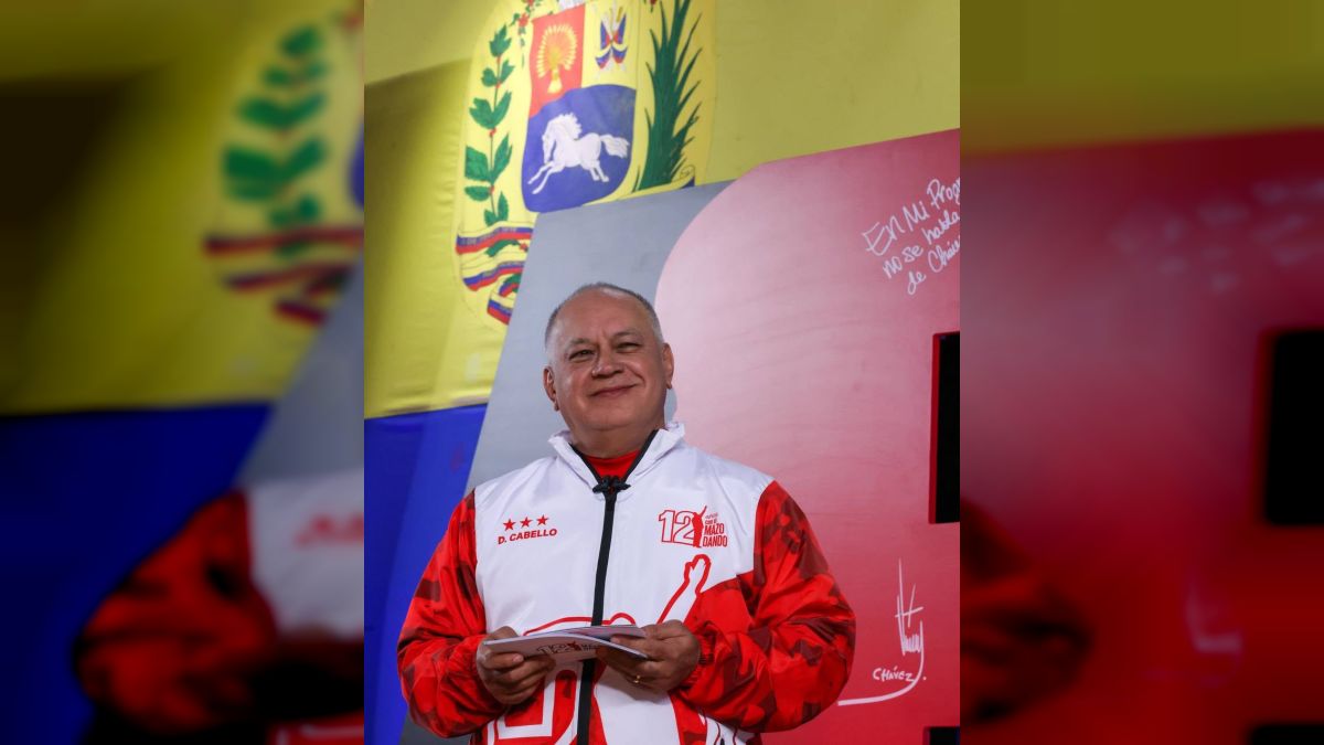 En su programa Con el Mazo Dando, edición aniversario número 561, Diosdado Cabello aseguró que la extremista María Corina Machado es capaz de “sabotear la paz y el plan de inversión petrolera” con el fin de imponerse como gobernante . “A Cori no le importa los venezolanos ni