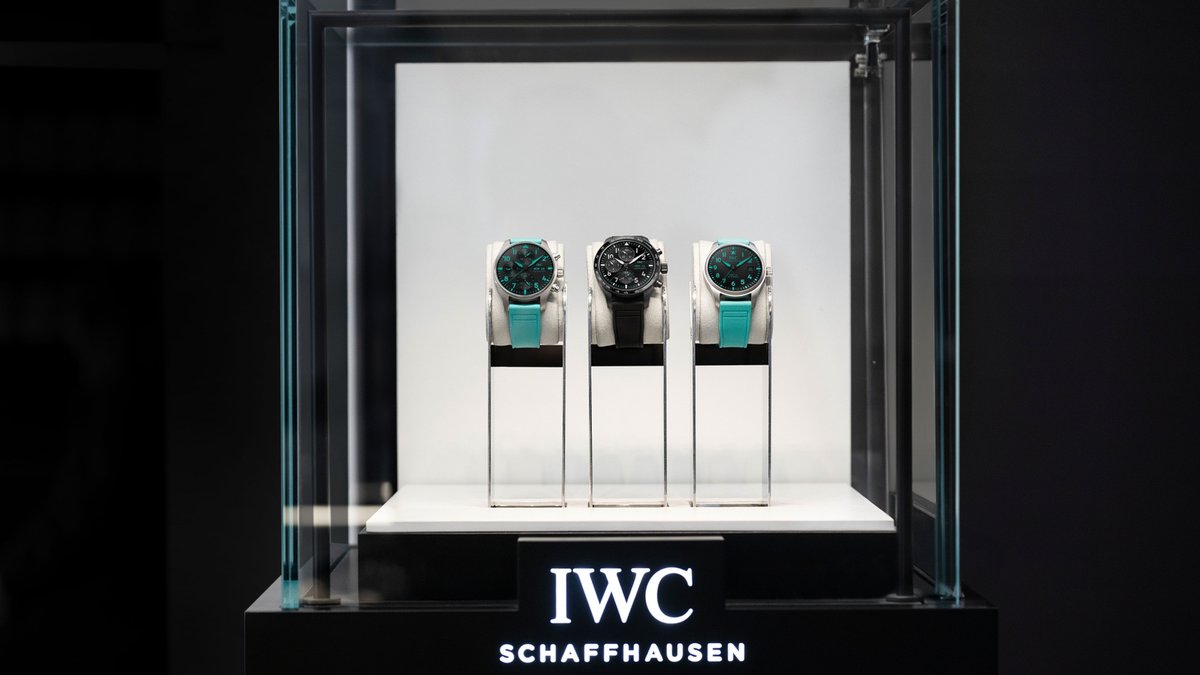 customshowcase's tweet image. Are customers really looking at the watches — or are they convinced by the space first?
Official Website: degreefurniture.com
Email: sales@degreefurniture.com
WhatsApp: +86 13922429233
#WatchShowcases
#WatchStoreDesign
#WatchRetailDesignSolutions
#DGDisplayShowcase