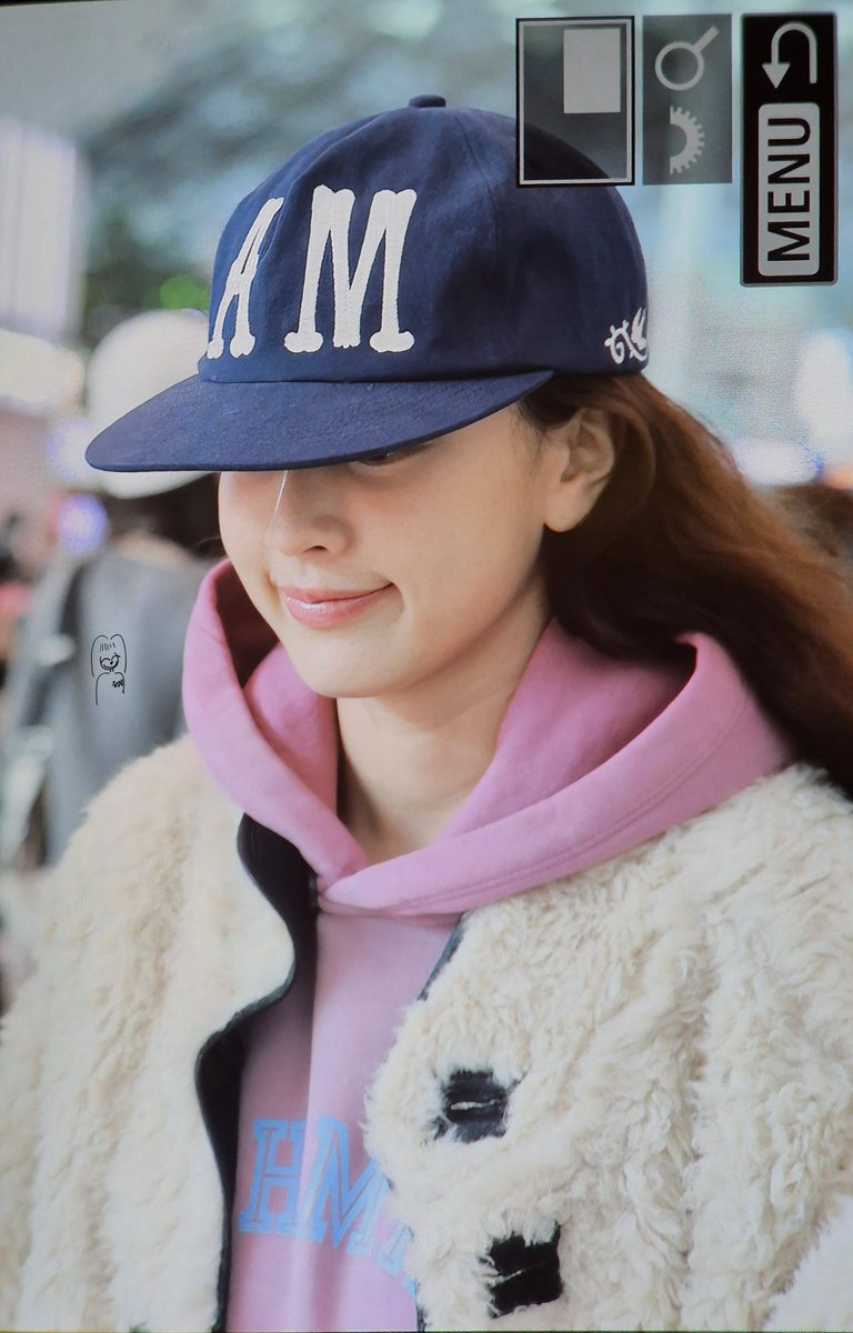 유앙글 tweet media