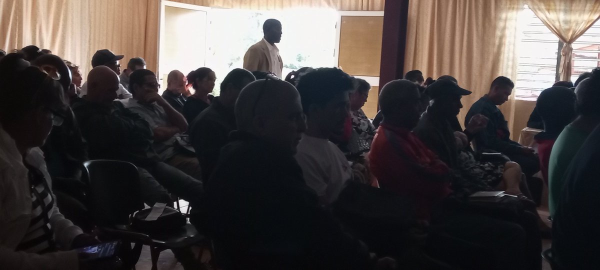 Cumplir las medidas en el municipio ante  el desabastecimiento de combustible es primordial para mantener la vitalidad de nuestro pueblo.#1roDeEneroDeVictorias #CubaVencerá #CiegodeAvila <a href="/DiazCanelB/">Miguel Díaz-Canel Bermúdez</a> <a href="/Agramontinof/">El Agramontino</a> <a href="/AlfreMene37409/">Alfre Menendez</a> <a href="/GobiernoCuba/">Gobierno Cuba 🇨🇺</a> <a href="/PartidoPCC/">Partido Comunista de Cuba</a>