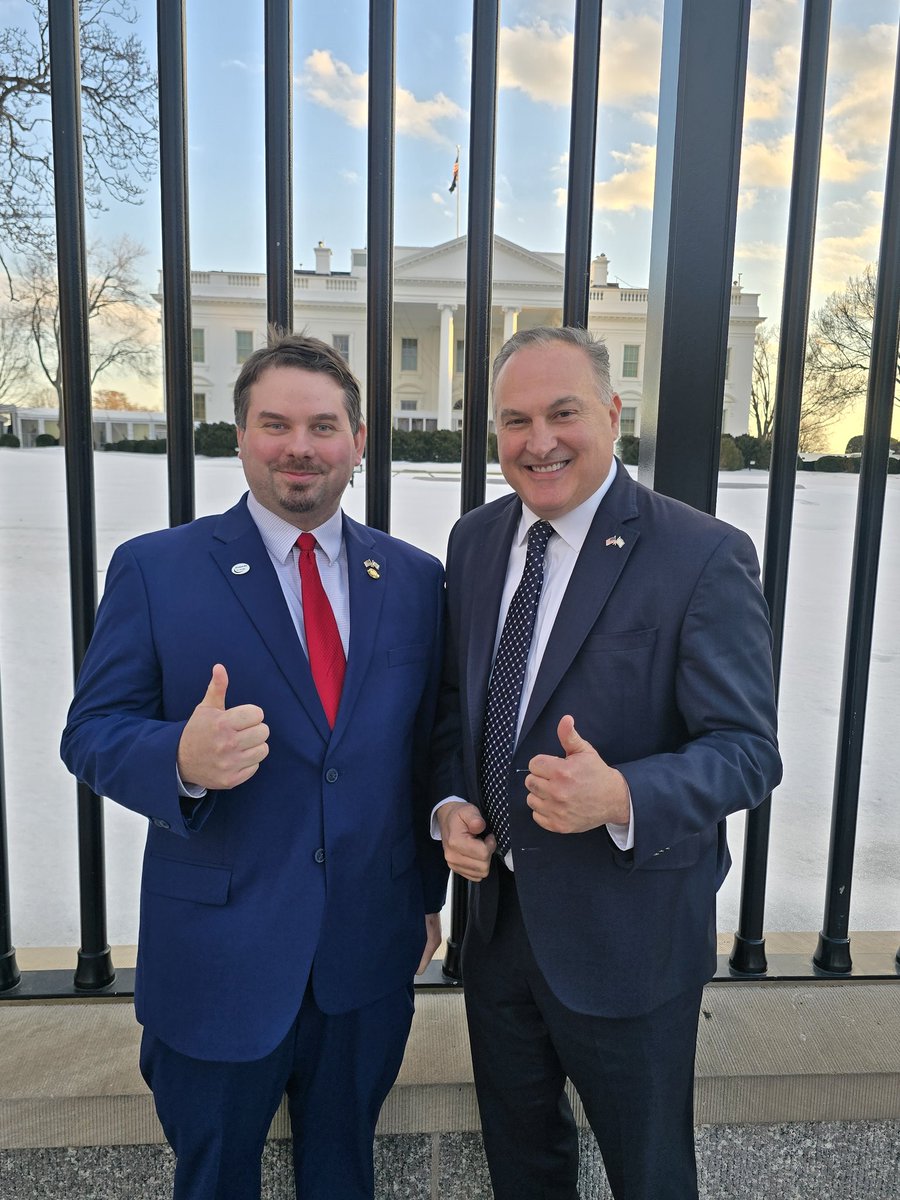 BrianHeltonWV's tweet photo. Successful day at the @WhiteHouse  Honored to be part of the announcement as President Trump put $175M behind coal and West Virginia is included!  #coal https://t.co/IYYNQYkSgR
