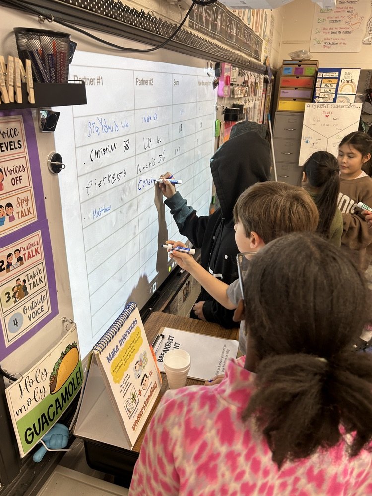 BPD3OC's tweet photo. 4th grade students in Mrs. Egan's class got a cup of marshmallows and then jelly beans and had to combine them with another students’ amount to get as close to 100 as they could! This worked their estimation skills and their subtraction skills! #learnleadsucceedbpd3 #OCBees https://t.co/R57KwI5VqL