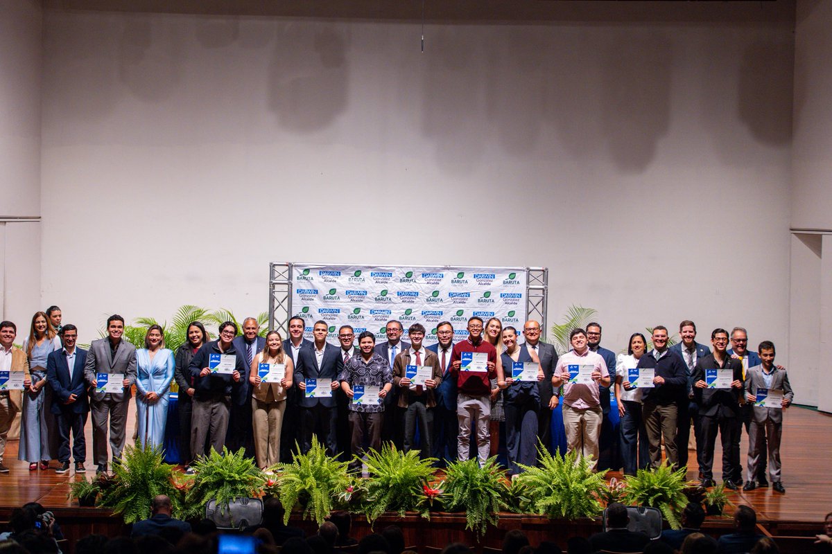 Darwin González tweet media