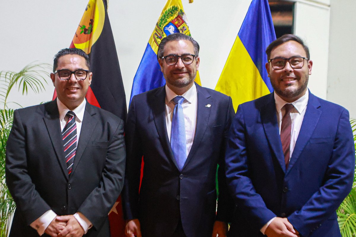 Darwin González tweet media