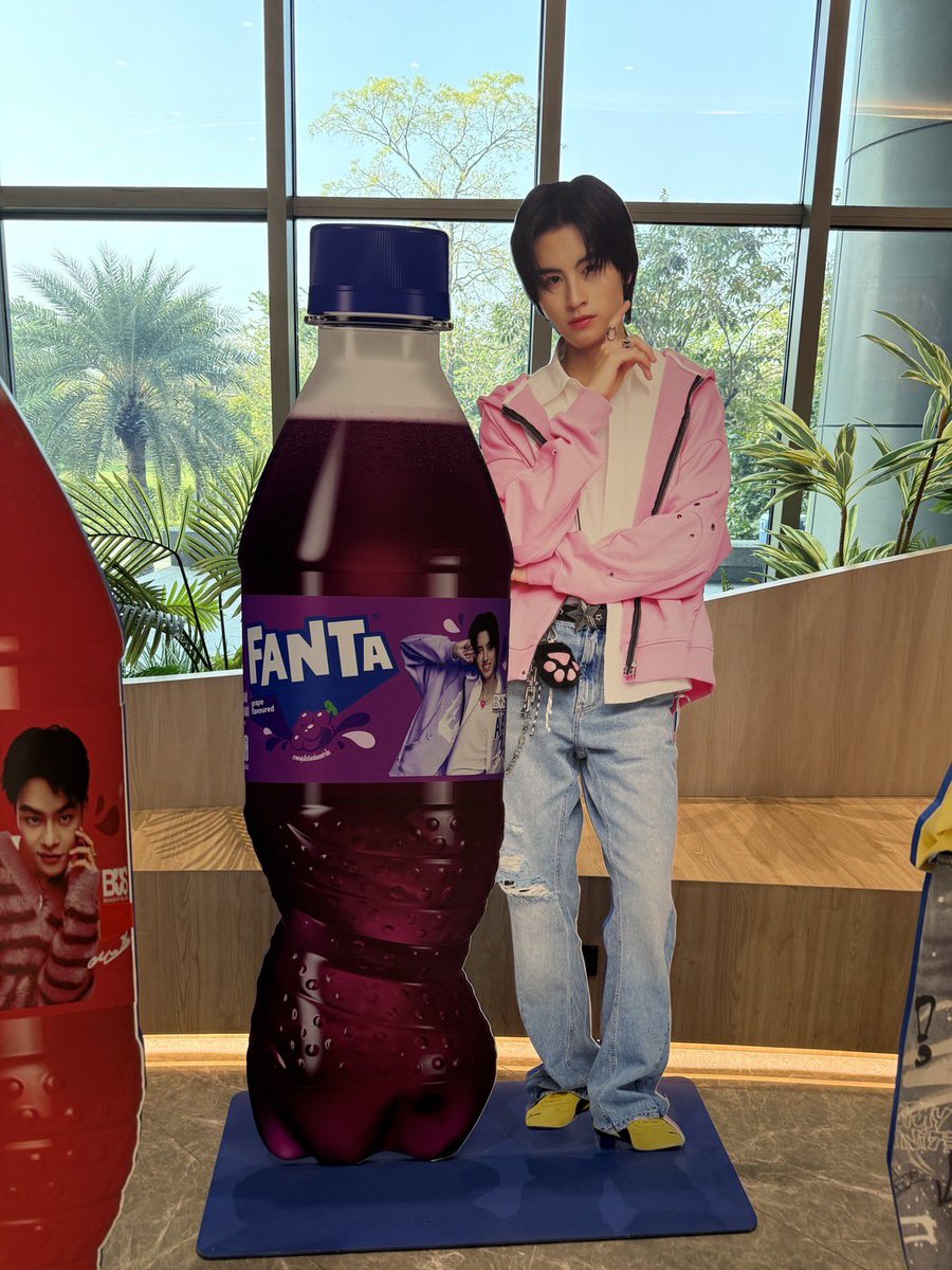 เย้ยย พี่ภูน้องเอน้ำองุ่นคู่กัน แปลด่วน ๆๆ 🍇🍇

#FANTAxBUS 
#PHUTATCHAI #AAashirakorn