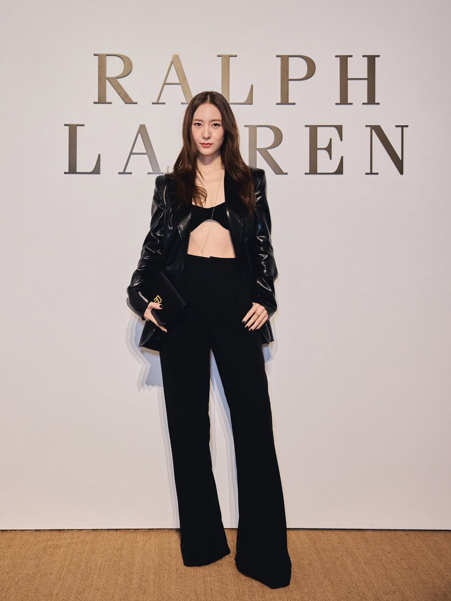 krystclass's tweet photo. Krystal x #RalphLaurenFall26 
cr. marieclairekorea https://t.co/aWzZuV3uHO