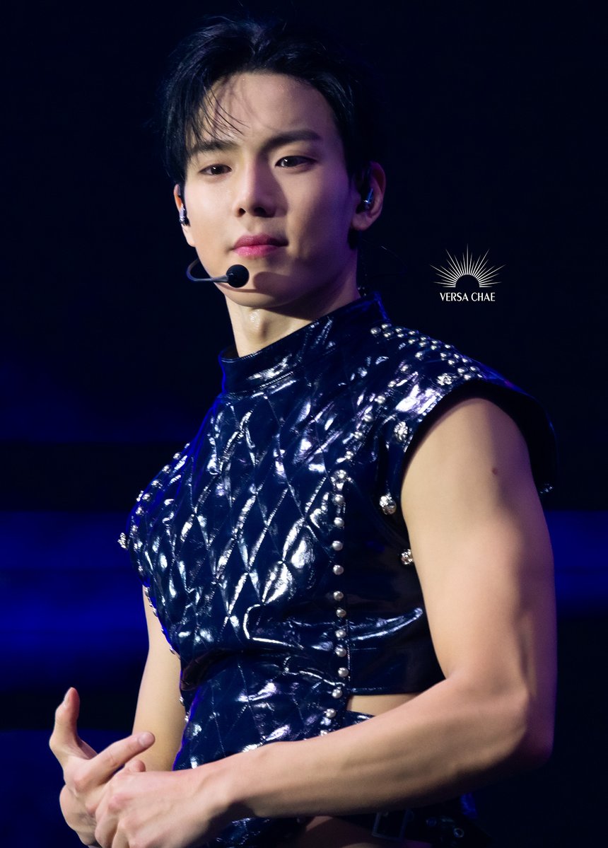 260130 몬스타엑스 WORLD TOUR THE X : NEXUS    
콘서트의 셔누는 뭘까...  
#셔누 #SHOWNU #몬스타엑스 #MONSTAX #MONSTA_X #MONSTAX_CONNECTX