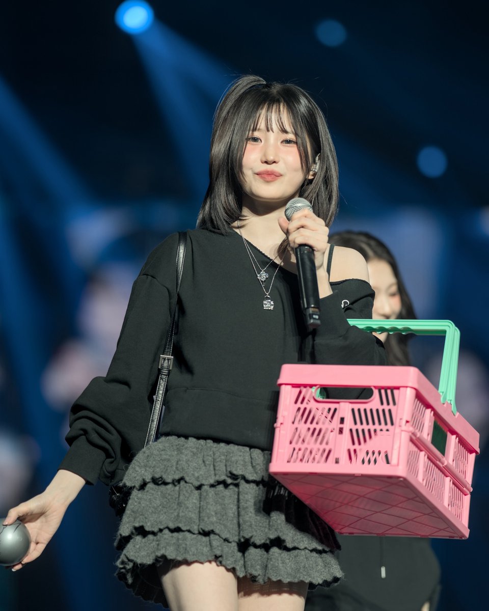 Totally Not Roger tweet media