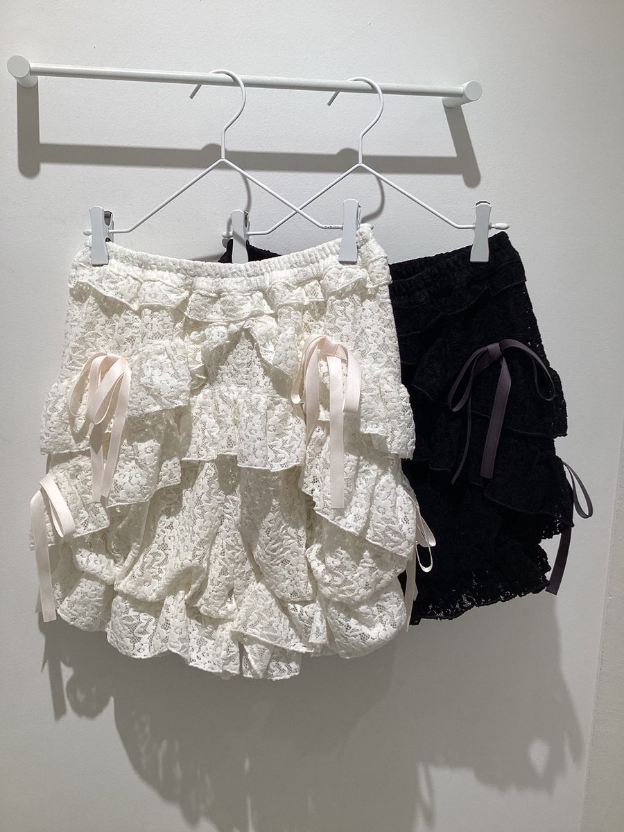 ▷おすすめアイテム シュガーフリルカボチャパンツ アイボリー