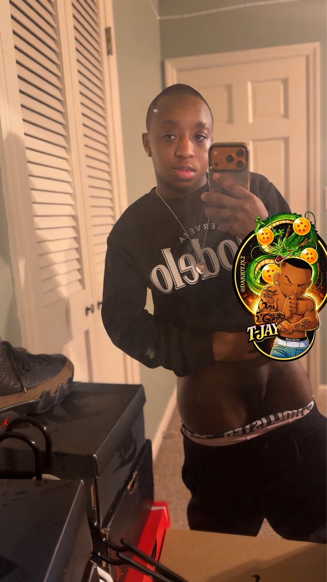 Just a guy and his boy pussy🐱🕳️