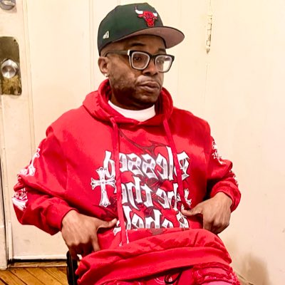 Binodolla's tweet photo. #NewProfilePic https://t.co/9OoZW0CYQ7