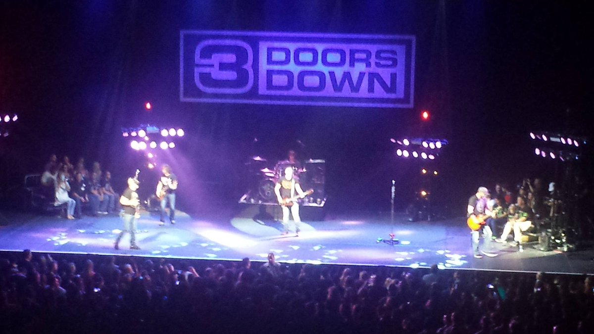 Heather C. tweet media