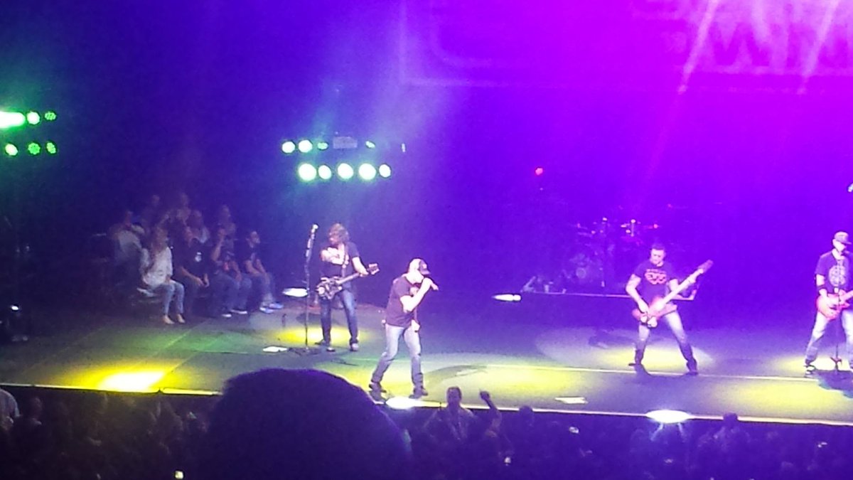 Heather C. tweet media