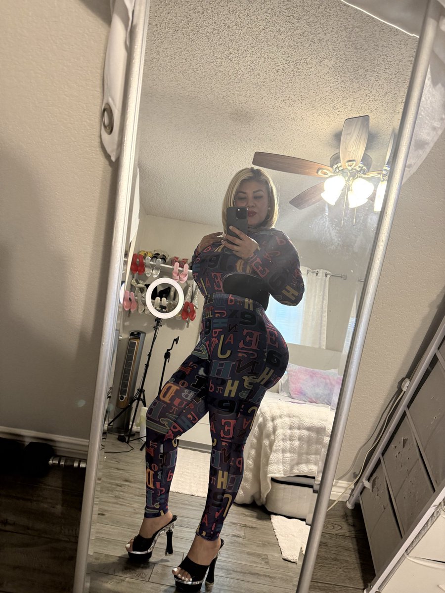 La chula Jenna calentana tweet media