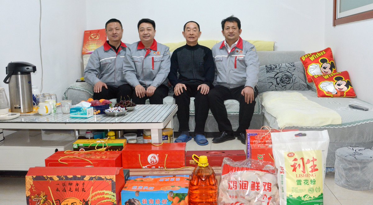 SLR_1965's tweet image. 📷The Shenli Rigging delegation made a special trip to visit and extend New Year's greetings to some retired veteran cadres, conveying the company's deep concern and care.
#shenlirigging #greetings #liftingrigging #corporateevents