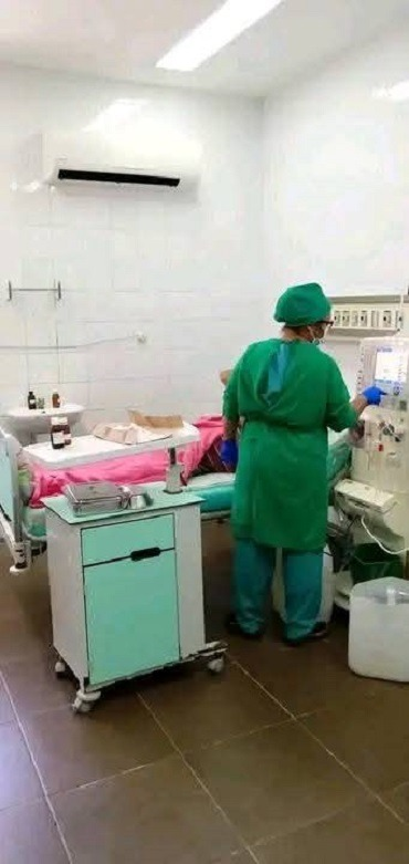 El bloqueo económico impuesto por Trump a Cuba ha afectado la capacidad de los centros sanitarios para atender a niños con cáncer.
Por tanto, sólo 65% de los niños con cáncer han conseguido sobrevivir, cuando antes del bloqueo la tasa era mayor al 80%.
#CubaEstáFirme