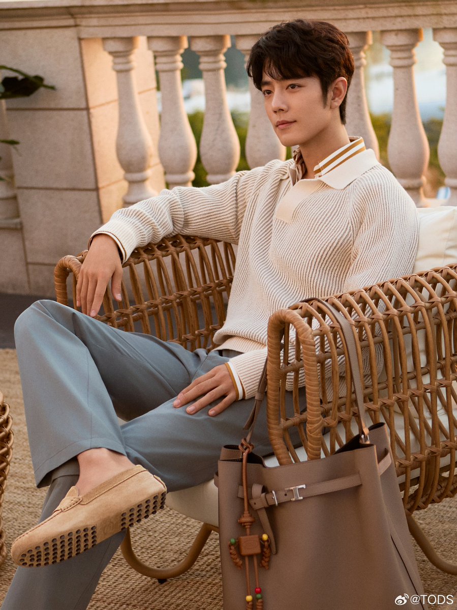 【260212 Photo】

#XiaoZhan1005NewsPort
#XiaoZhan #肖战

TOD'S Weibo updated: 

Capturing global brand ambassador Xiao Zhan's dual states of ease and focus within the behind-the-scenes moments of the TOD'S SS 2026 campaign.