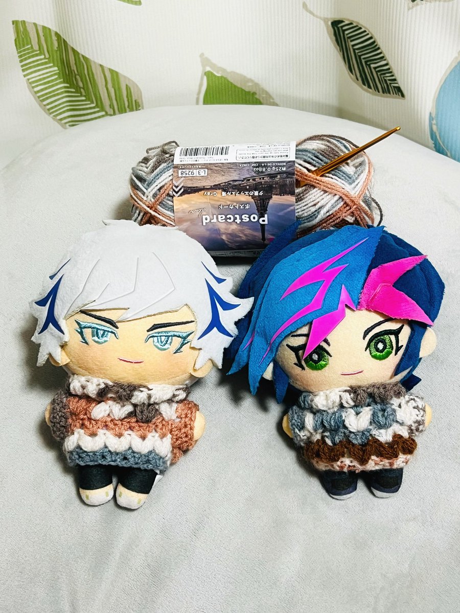 tamamiNote's tweet photo. VRAINS完走して脳破壊されてから 寒くなるとぬいちゃんたちにセーターを編んで温めようとする病を患う🧠💥
ゆーさくのおかげでかぎ編み上達した。 https://t.co/Sx6iuLc3H9