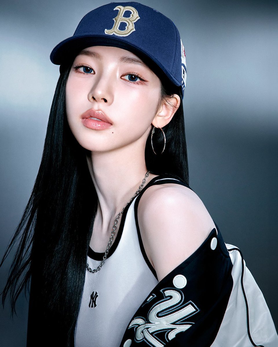 RT @aespapic: #KARINA for MLB Korea 2026 Spring Collection