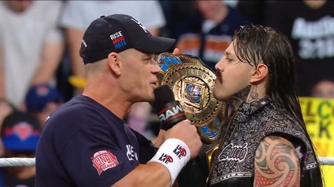 ERAOFLIVV's tweet photo. He really went toe to toe with a legend….#TALKTOHIMNICE!! https://t.co/hiQ0FN4aIp