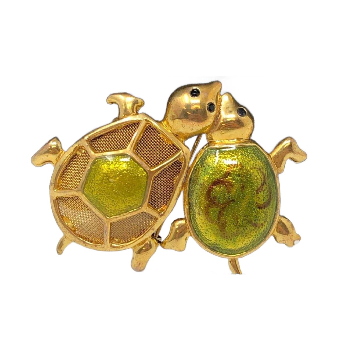 JunkYardBlonde's tweet photo. Vintage Gold Tone Enamel Turtles Brooch, Signed KC, Kenneth Cole https://t.co/BLt76LicfD #JunkYardBlonde #Etsy #TurtleBrooch https://t.co/BQ4jMTxwdM