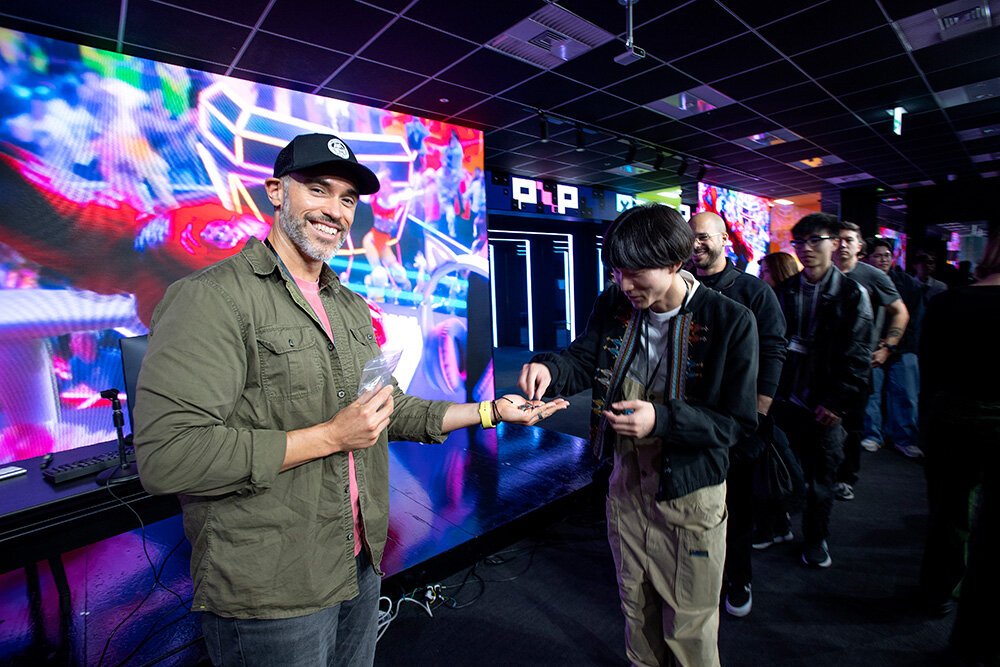 eyedesyn's tweet photo. Huge shout out to @CGWjp and @SIGNIF_Inc for allowing us to do an interview about our very first @pixel_pixel_jp event last year! 

The article dives into why we brought the festival to Tokyo, how Japanese design influenced my entire career, and our vision to keep building this community.

I wouldn't be in this industry without Nintendo, Japanese toy culture, and character design. Doing an event in Japan felt like coming full circle. 🎮  感謝しています!

Read the full interview: https://t.co/WHTVlaXTUR