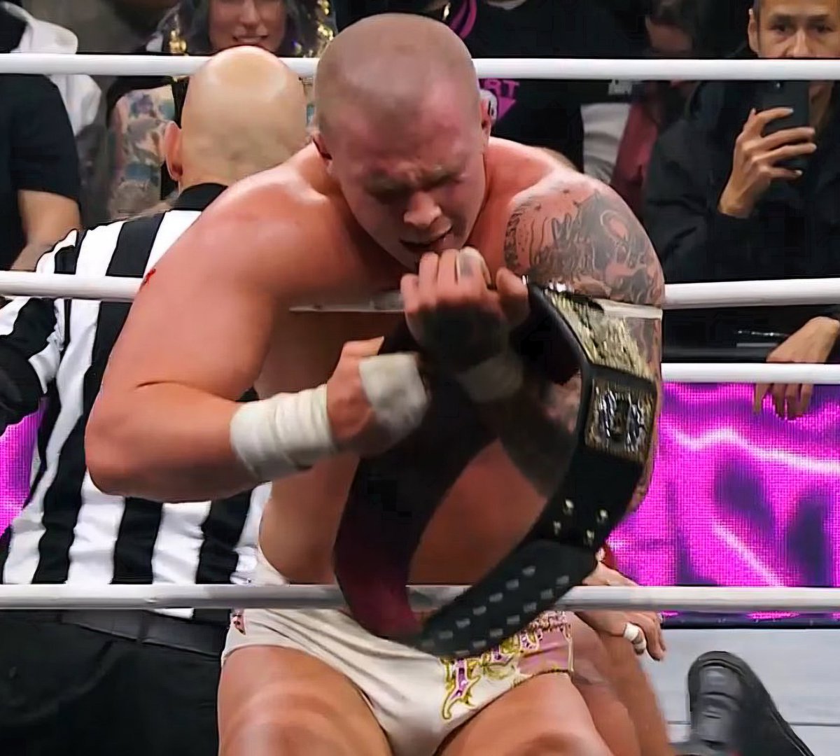 Just Alyx tweet media