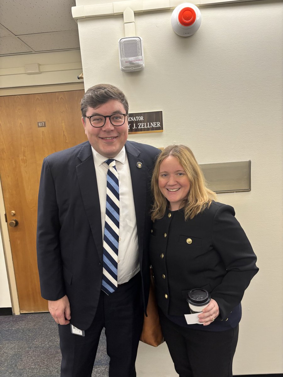 kbs2725's tweet photo. Happy to see @senatorzellner, Western New York’s new Senator, in the halls of Albany today! Congratulations Senator &amp; thanks for your service &amp; leadership! https://t.co/hrE4ieH7sr