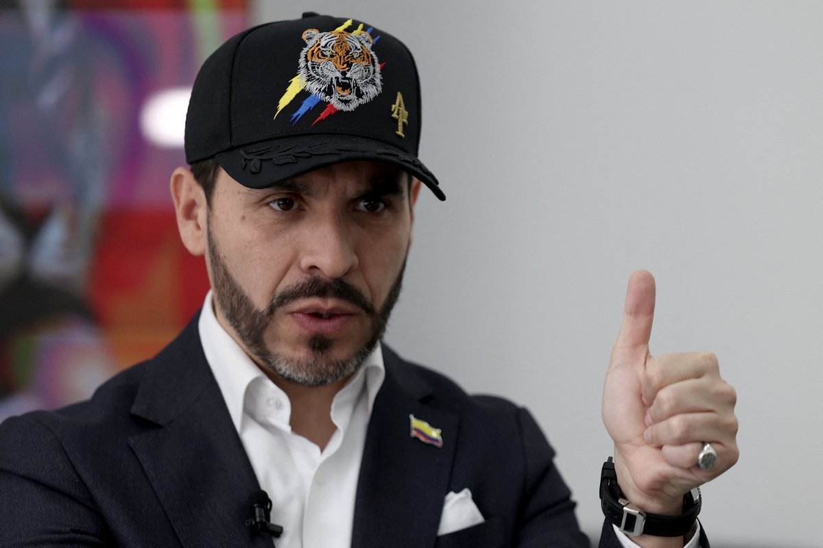 "El Tigre" De La Espriella, el "outsider" que quiere recuperar la seguridad de Colombia e impulsar la economía es-us.finanzas.yahoo.com/noticias/tigre…