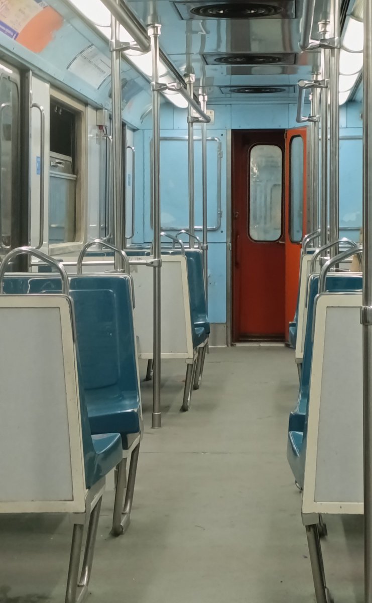 AYocoRD's tweet photo. @MetroCDMX Vagón N.1144 trae la puerta abierta, línea b, dirección Buenavista, vamos llegando a Plaza Aragón https://t.co/nu1TJjPo3P
