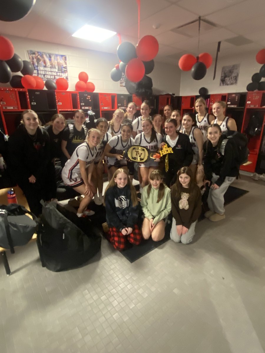 TV Lady Hoops tweet media