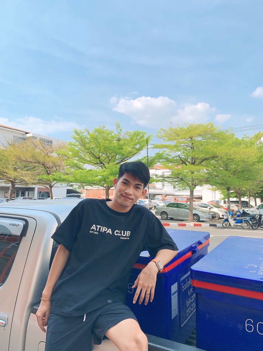 สวัสดีชาวโลก 🐶 tweet media