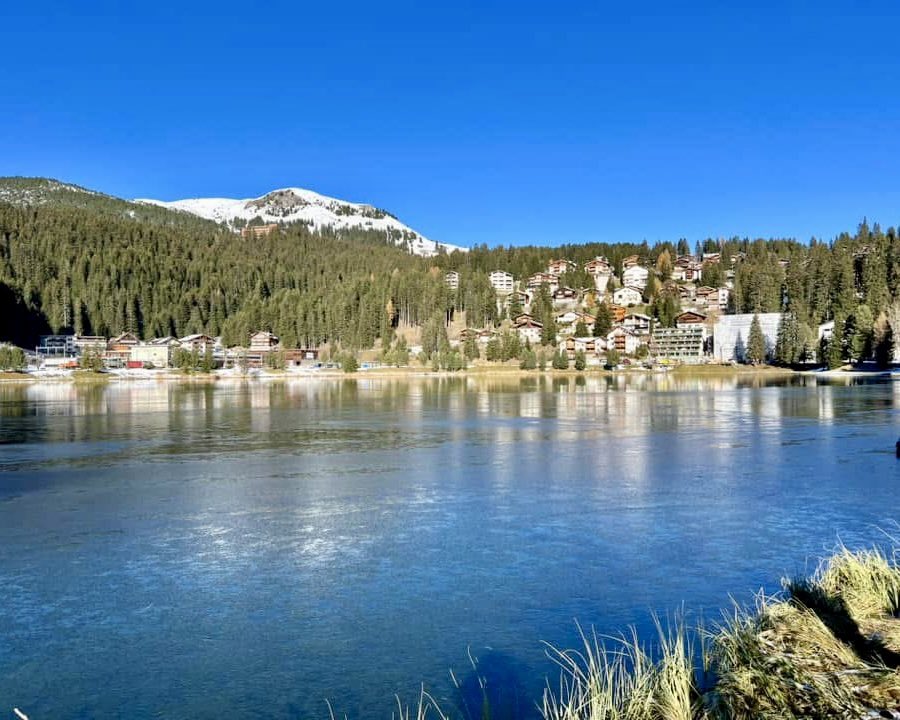 HrSchnyder's tweet photo. Arosa-Obersee-Eichhörnliweg #wandern #hiking #arosa #oberseearosa #eichhörnliweg https://t.co/xMsw9EgXQX