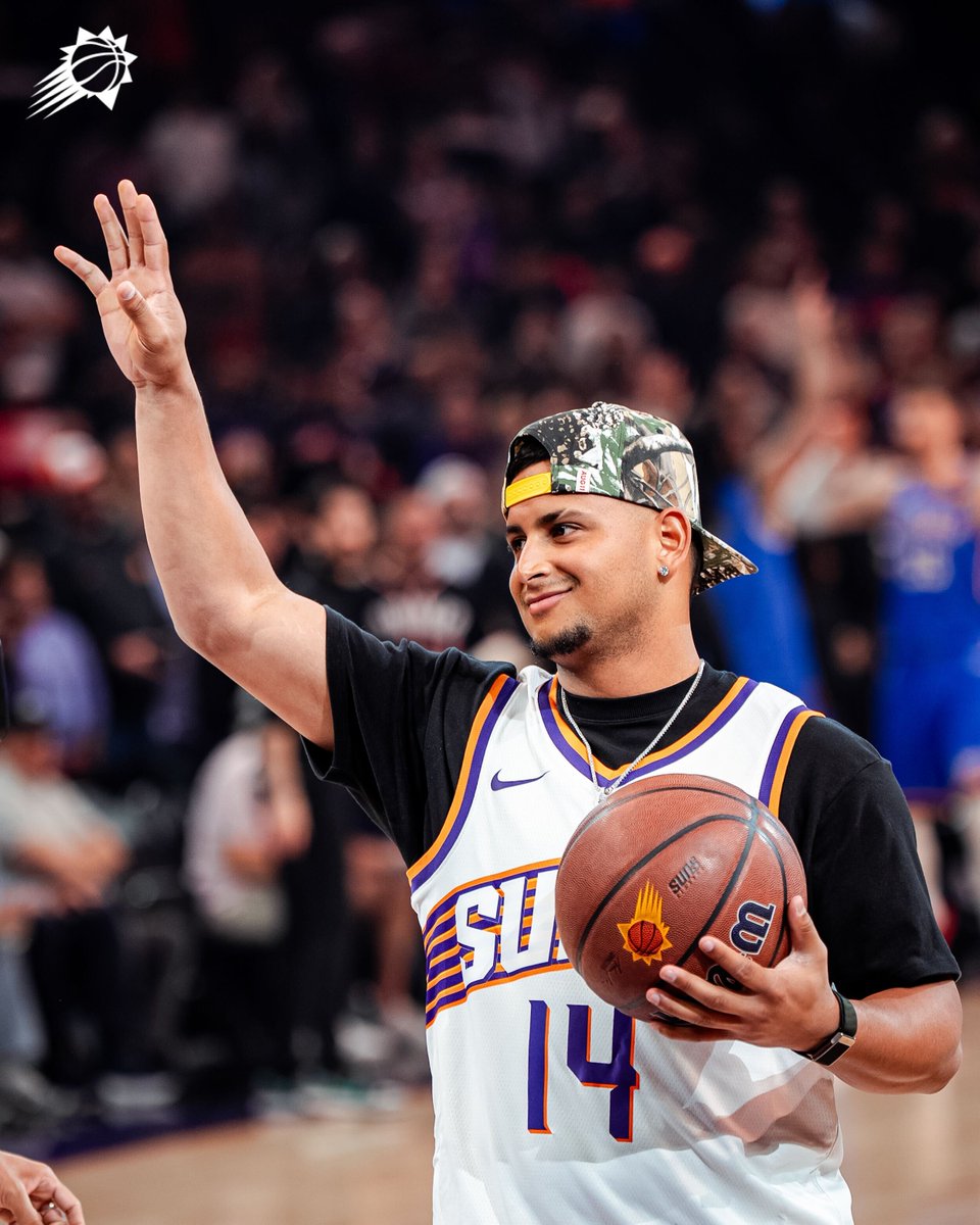 SleeperDbacks's tweet photo. #DBacks catcher Gabriel Moreno at the Suns game tonight. He made the honorary "first shot" from the free-throw line, too.
#AllAZ βοΈ https://t.co/ltOAfOGb3X