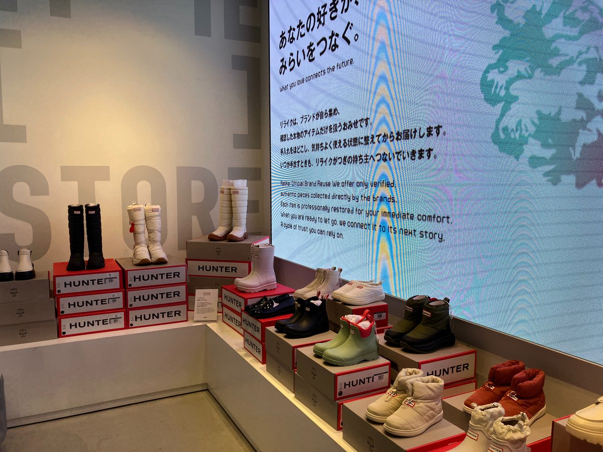 THE［　］STORE tweet media