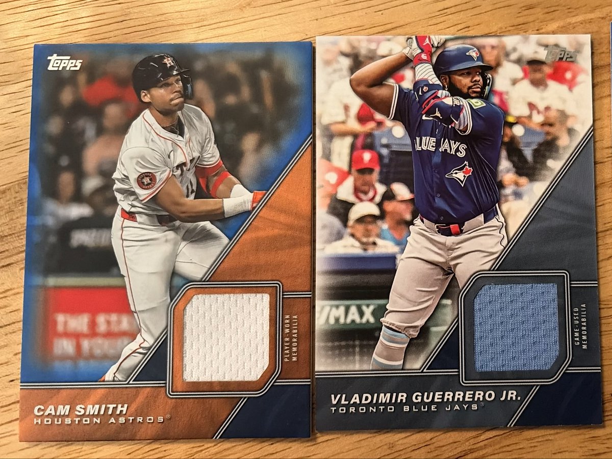 AprilC0220's tweet photo. @Topps Good pulls from my jumbo box https://t.co/w99xSBeXpL