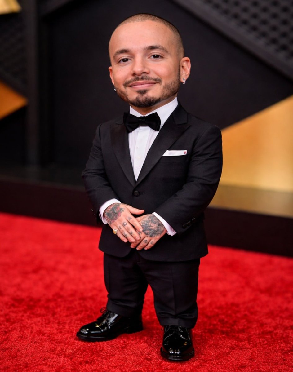 Cas⚡👹 tweet media