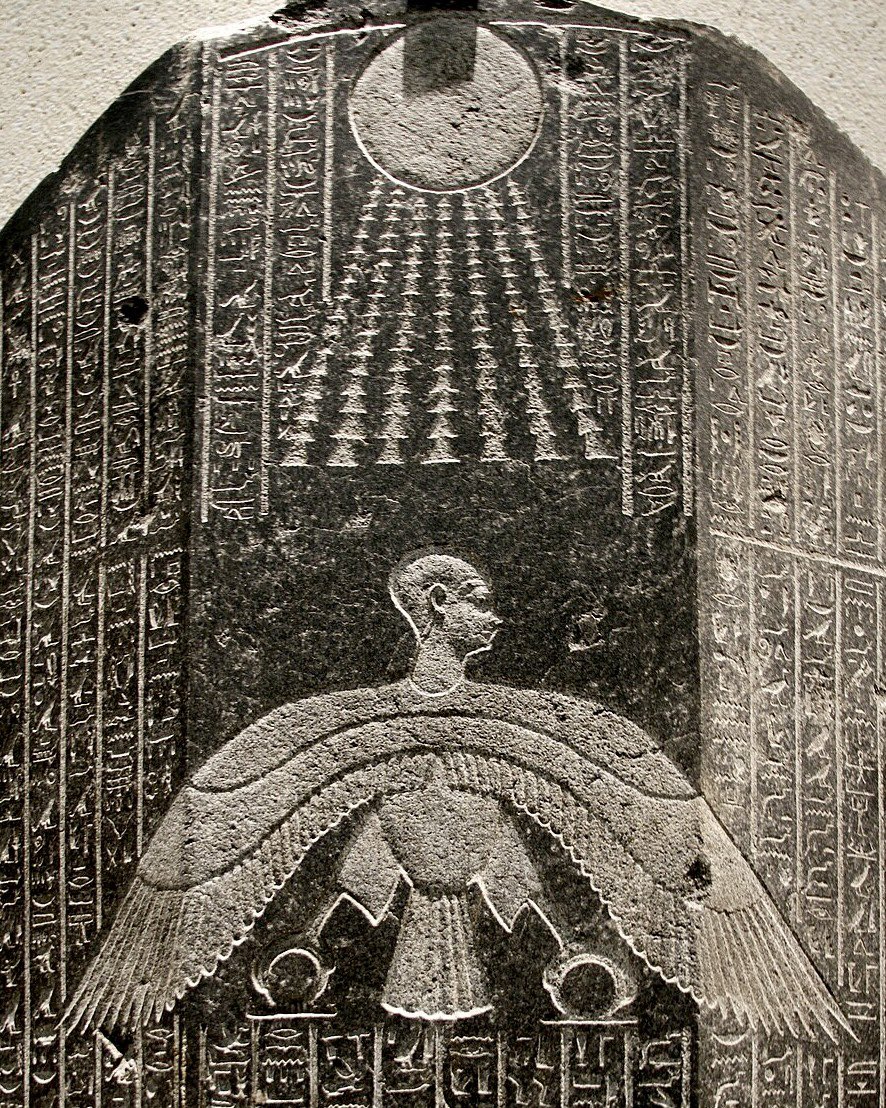 derek__olson's tweet image. This incredible basalt ancient Egyptian relief is on display at the Neues Museum in Berlin &amp;amp; features a winged hybrid beneath the great solar disc