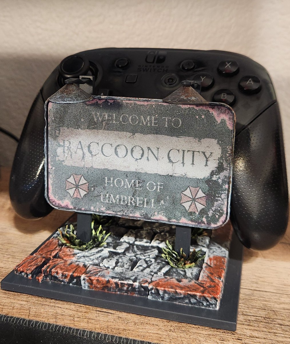 Got my Resident Evil Requiem controller holder! I couldn't afford the $2k watches, so this will do instead! #ResidentEvilRequiem #ResidentEvil <a href="/ROEnetwork/">RESIDENCE of EVIL</a>
